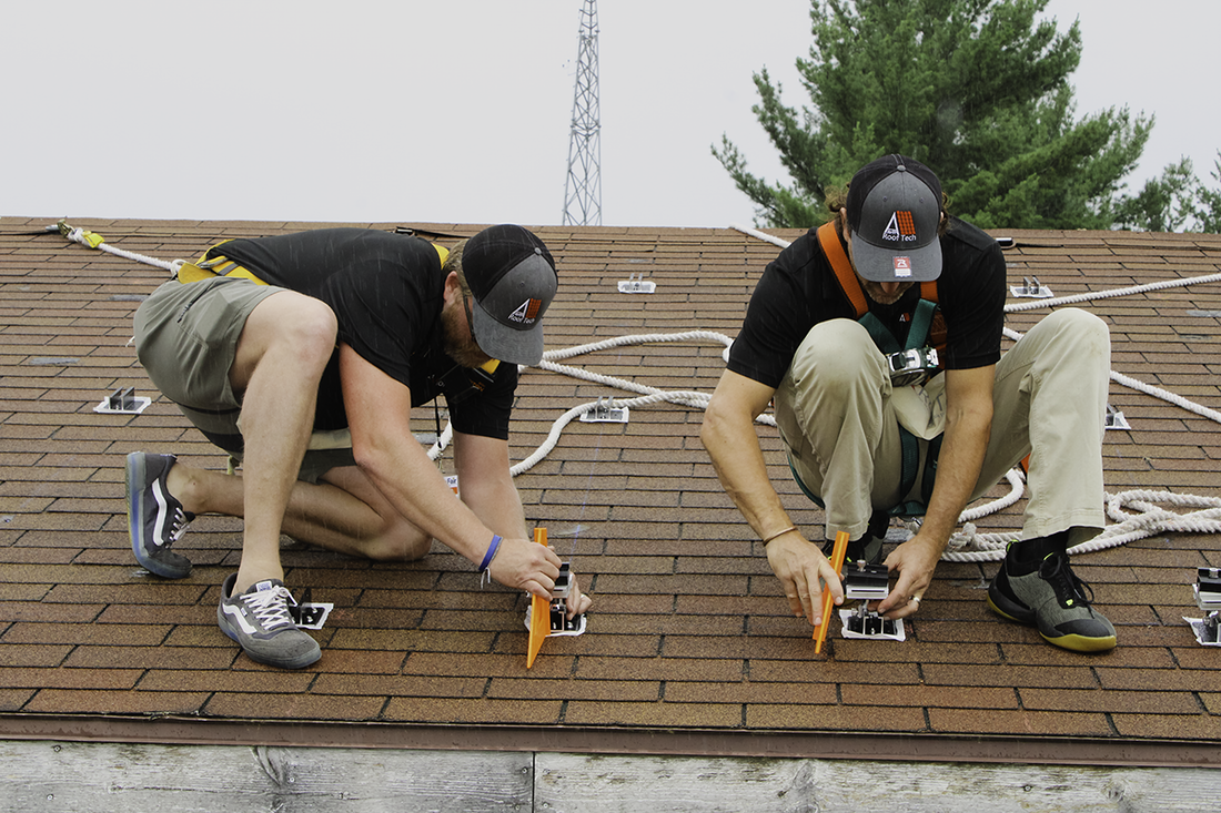 A Successful Demonstration of Roof Tech’s RT-APEX Rail-less System at MREA’s 31st Annual Energy Fair